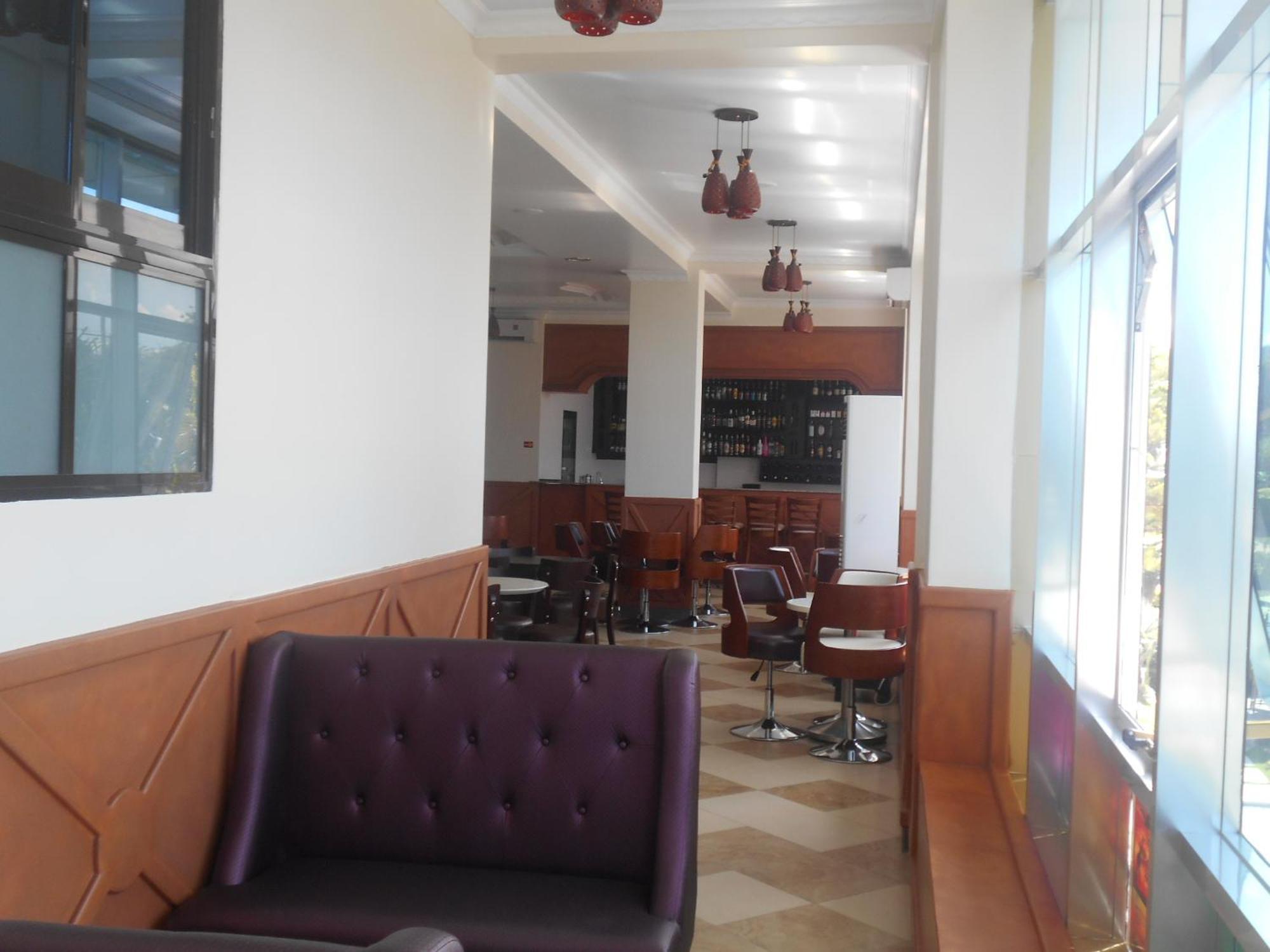 Adden Palace Hotel & Conference Centre Mwanza Ngoại thất bức ảnh