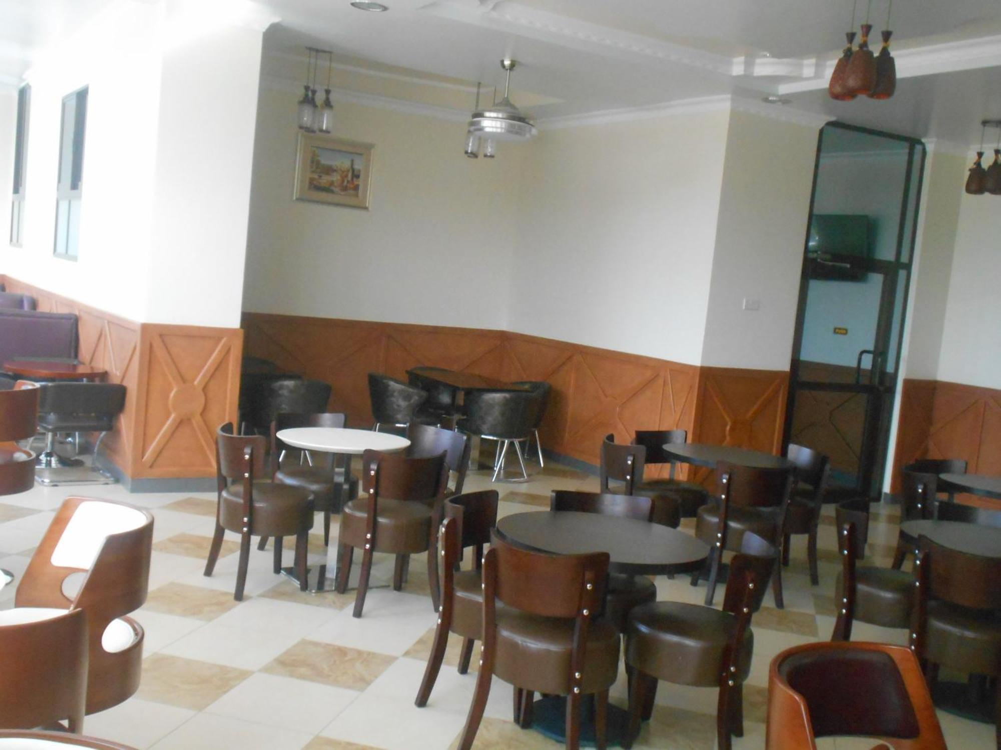 Adden Palace Hotel & Conference Centre Mwanza Ngoại thất bức ảnh
