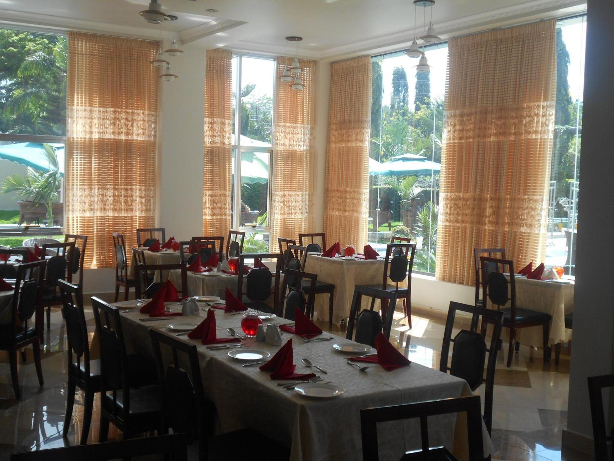 Adden Palace Hotel & Conference Centre Mwanza Ngoại thất bức ảnh